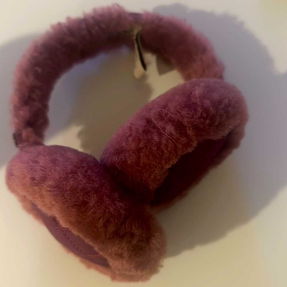UGG earmuffs ! Purple